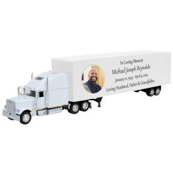 Trailer Cremation Urn & Freightliner Classic XL Truck Décor