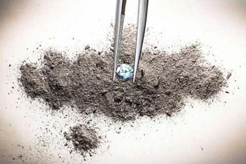 What are Cremation Diamonds?