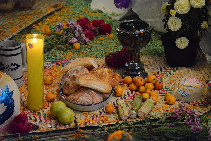 Dia de los Muertos Ofrenda.